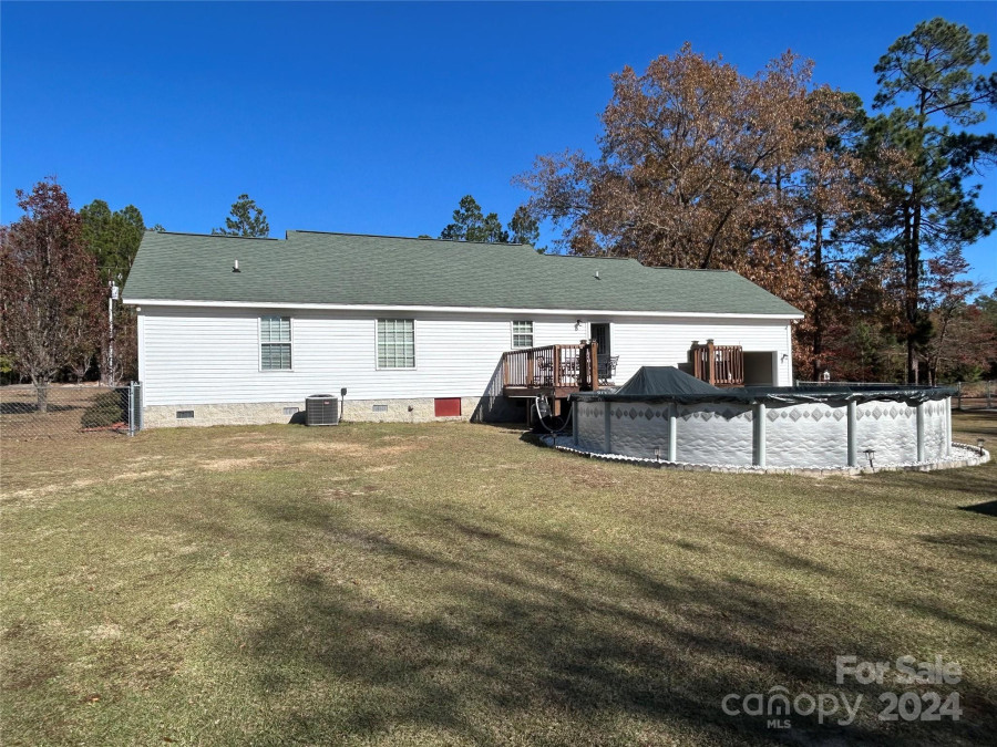 94 Mcleod St Mcbee, SC 29101