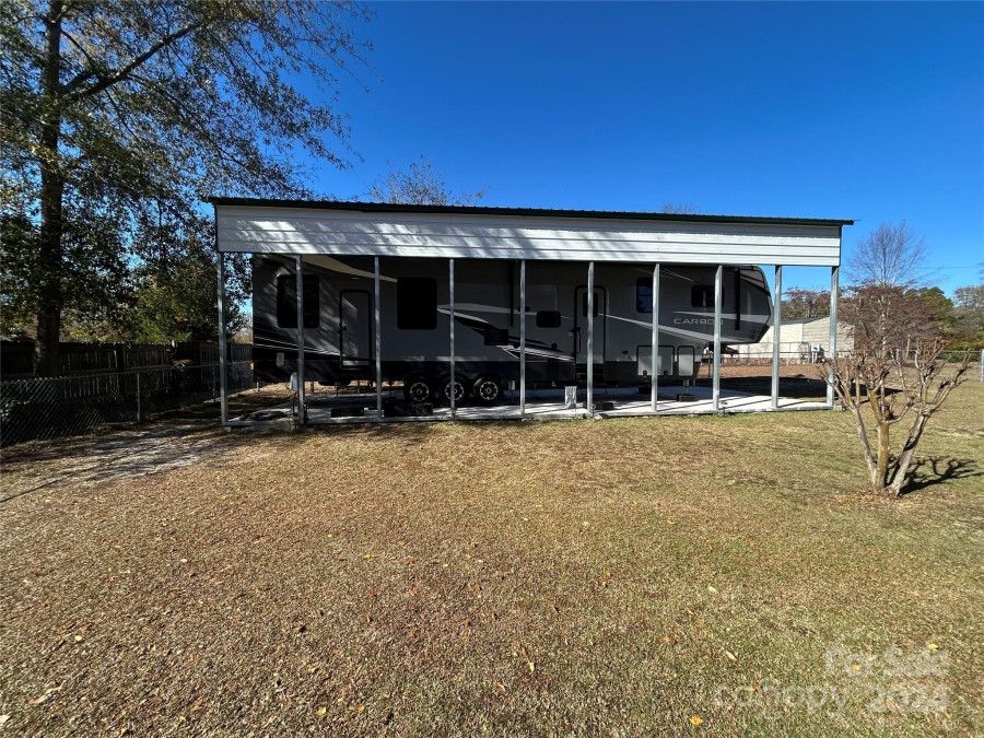 94 Mcleod St Mcbee, SC 29101