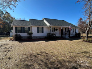 94 Mcleod St Mcbee, SC 29101