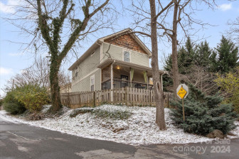 9 Annie St Asheville, NC 28806