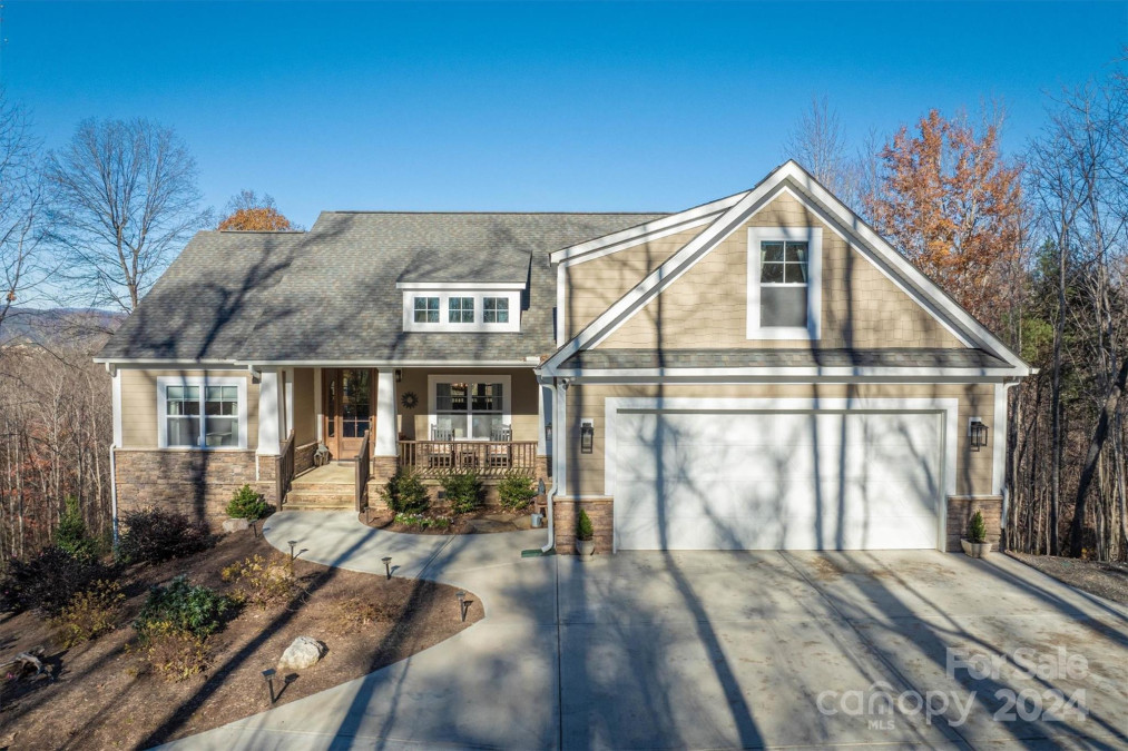 1021 Pleasant Ridge Trl Lenoir, NC 28645