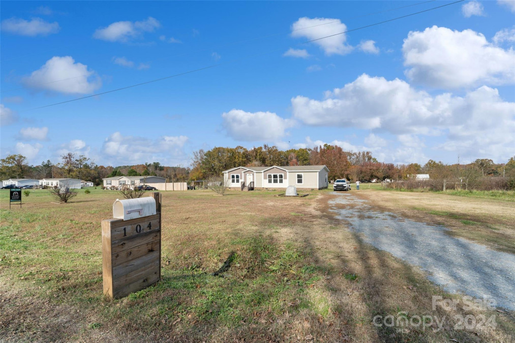 104 Myers Ln Pageland, SC 29728