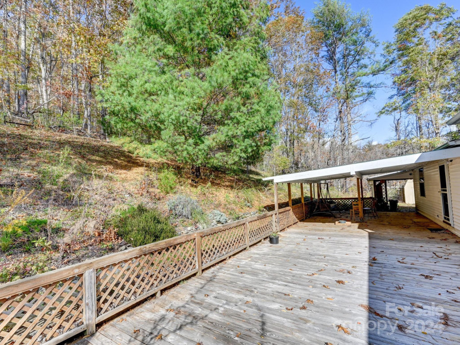 43 Ebb Burnette Rd Weaverville, NC 28787