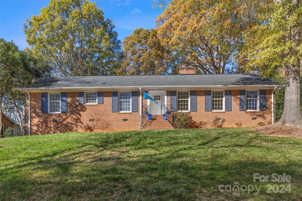 6327 Deveron Dr Charlotte, NC 28211