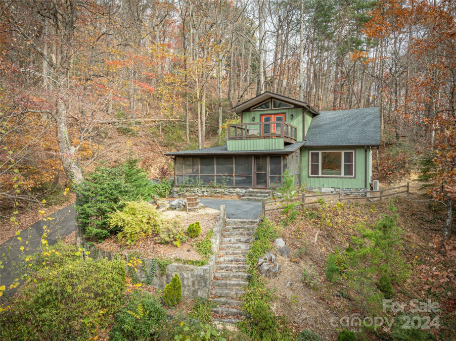 289 Terrace Dr Chimney Rock, NC 28746