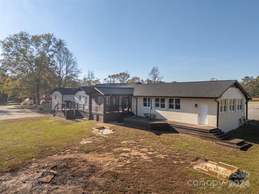 125 Pine Tc Campobello, SC 29322