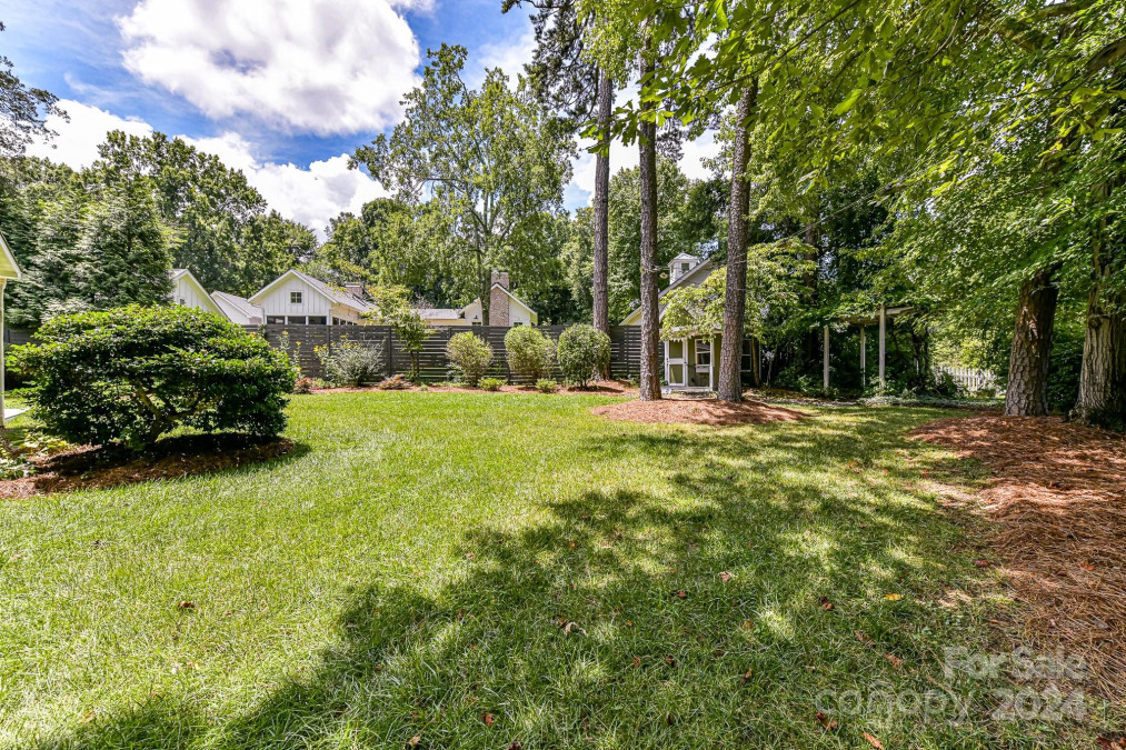 208 Grey Rd Davidson, NC 28036