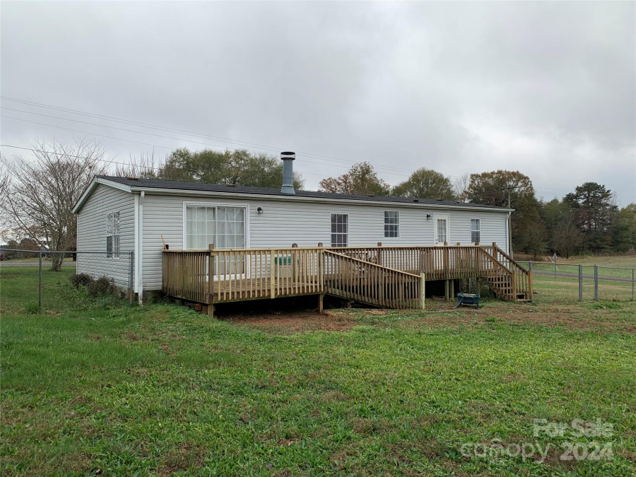 5204 Flay Rd Cherryville, NC 28092