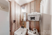 390 Bear Cove Rd Bryson City, NC 28713