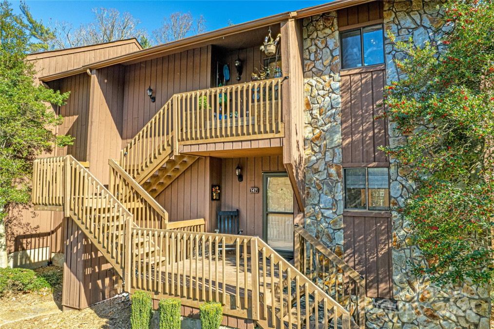 147 Cedar Forest Trl Asheville, NC 28803