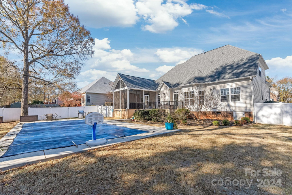 1598 Williamsburg Dr Rock Hill, SC 29732