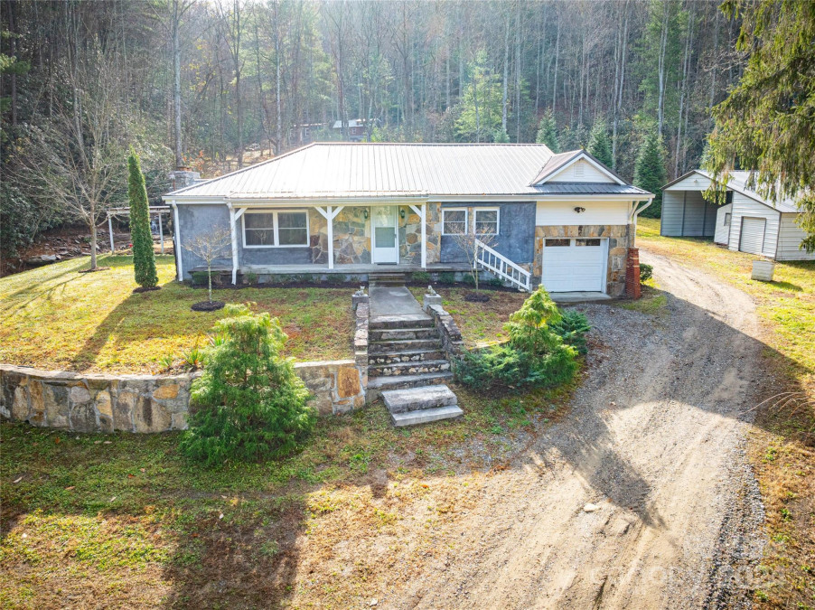 629 Flynn Branch Rd Fletcher, NC 28732