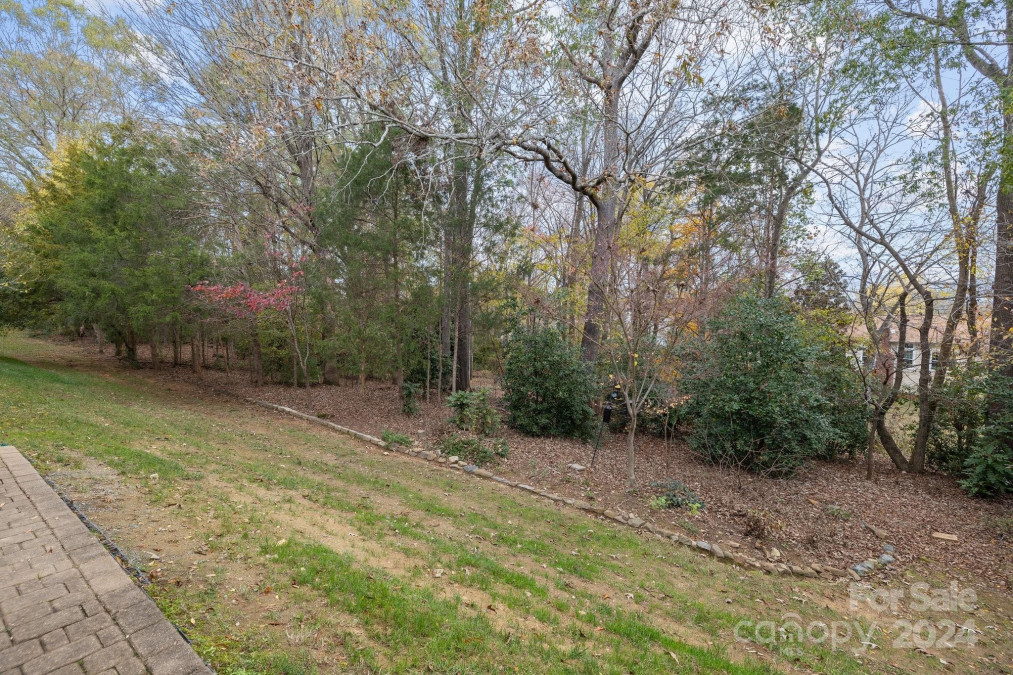 3132 Summerfield Ridge Ln Matthews, NC 28105