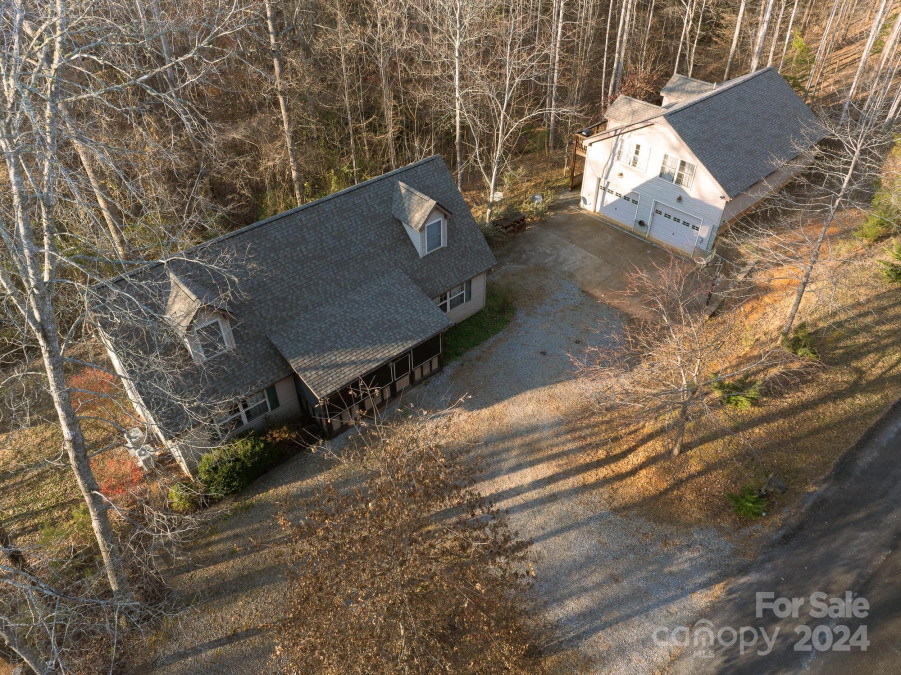 168 Wolf River Ln Lake Lure, NC 28746