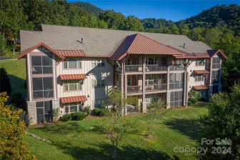 1650 Country Club Dr Maggie Valley, NC 28751