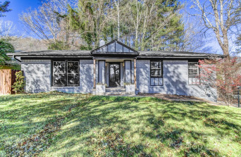 19 Clement Dr Asheville, NC 28805