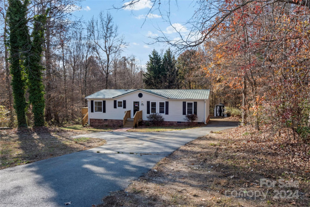 375 Etta Ln Thomasville, NC 27360