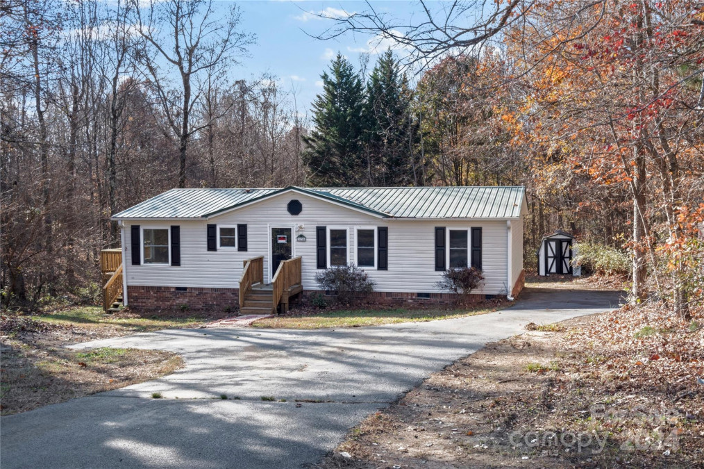 375 Etta Ln Thomasville, NC 27360