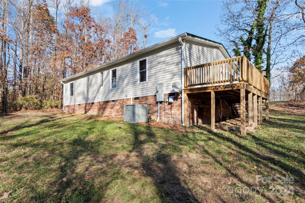 375 Etta Ln Thomasville, NC 27360