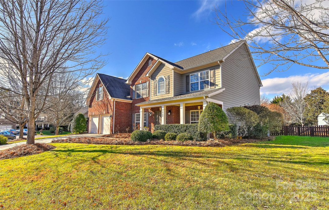 1908 Robbins Meadows Dr Waxhaw, NC 28173