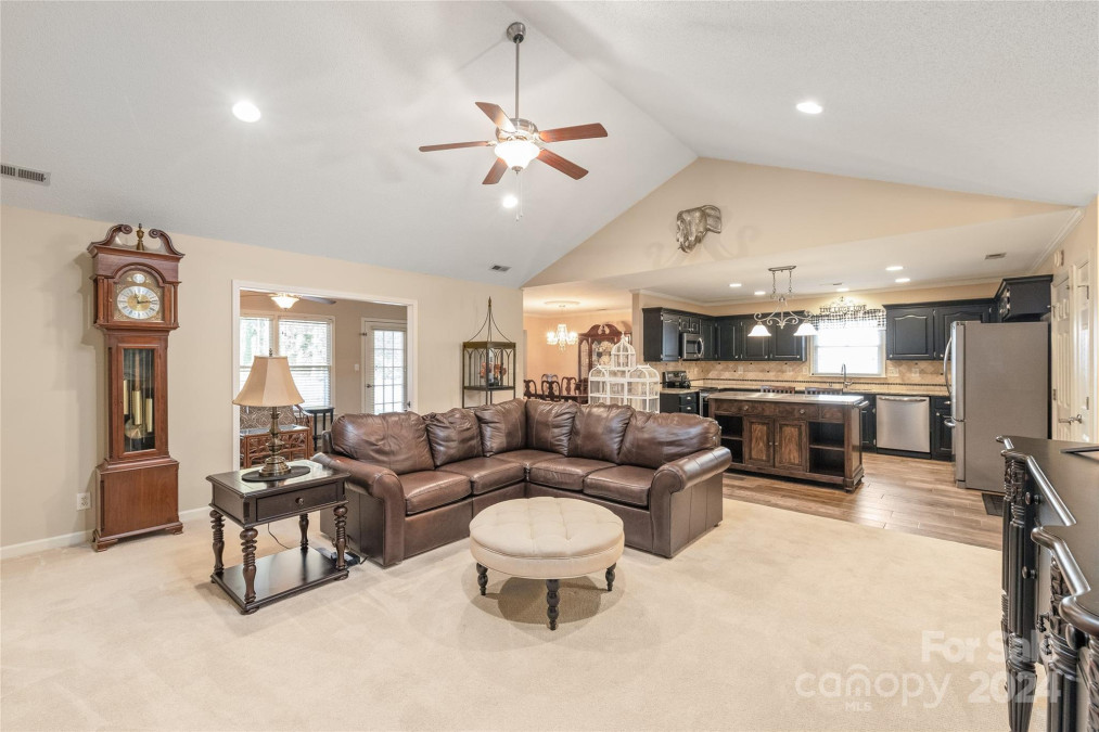 914 Hidden Creek Cir Salisbury, NC 28147