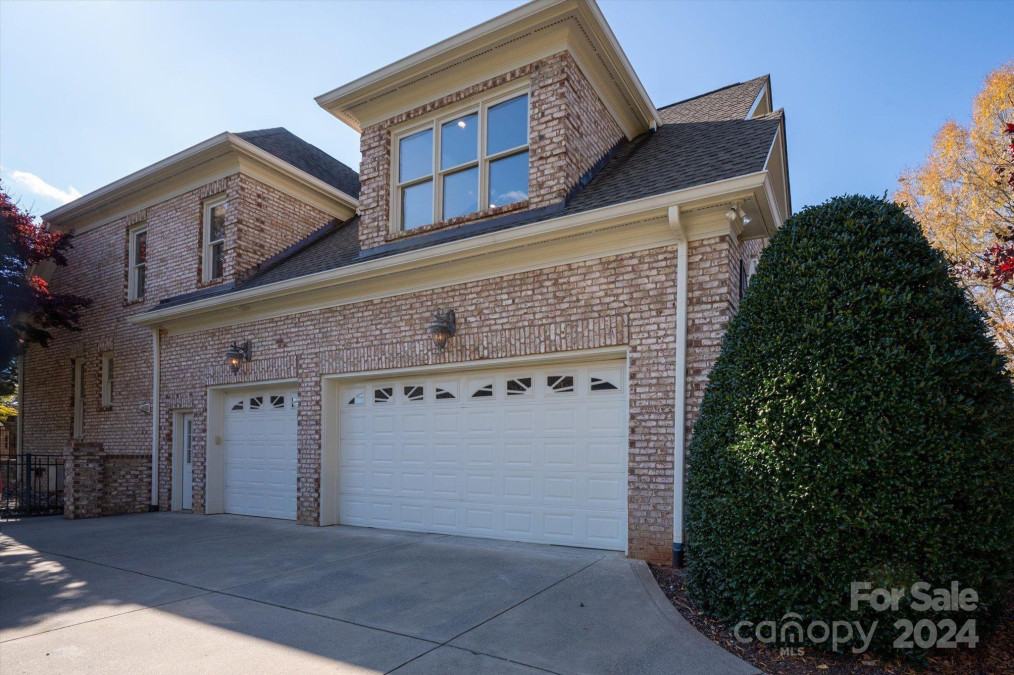 1606 Alydar Ct Waxhaw, NC 28173