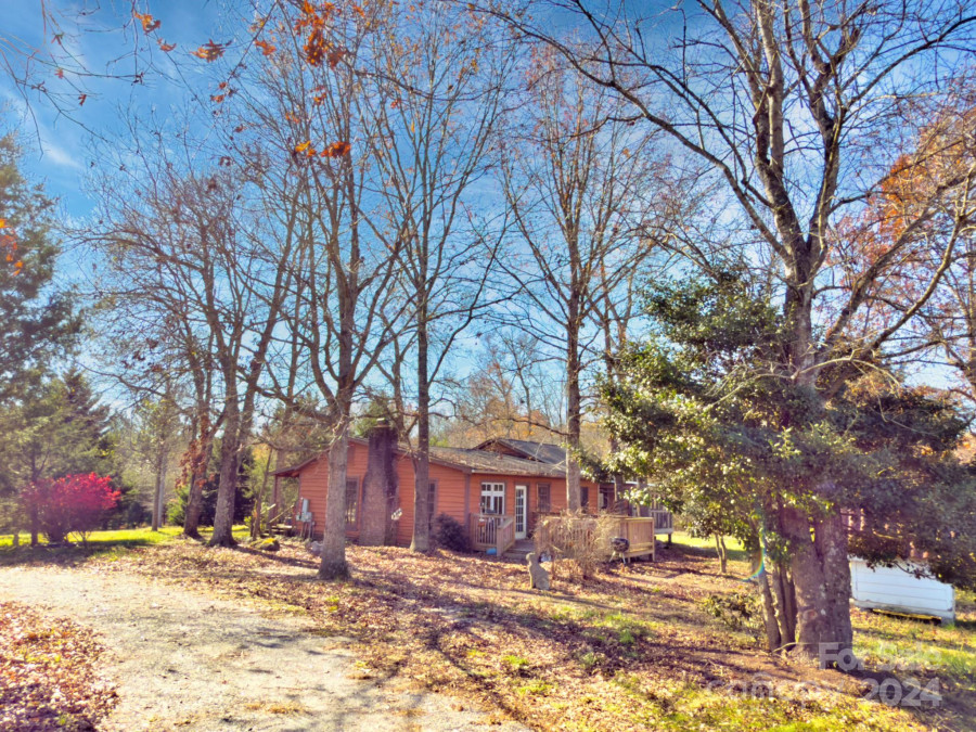 426 Jonas Rd Rutherfordton, NC 28139