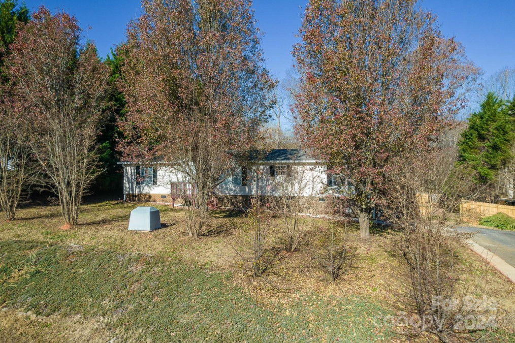 3352 Bendwood Rd Newton, NC 28658