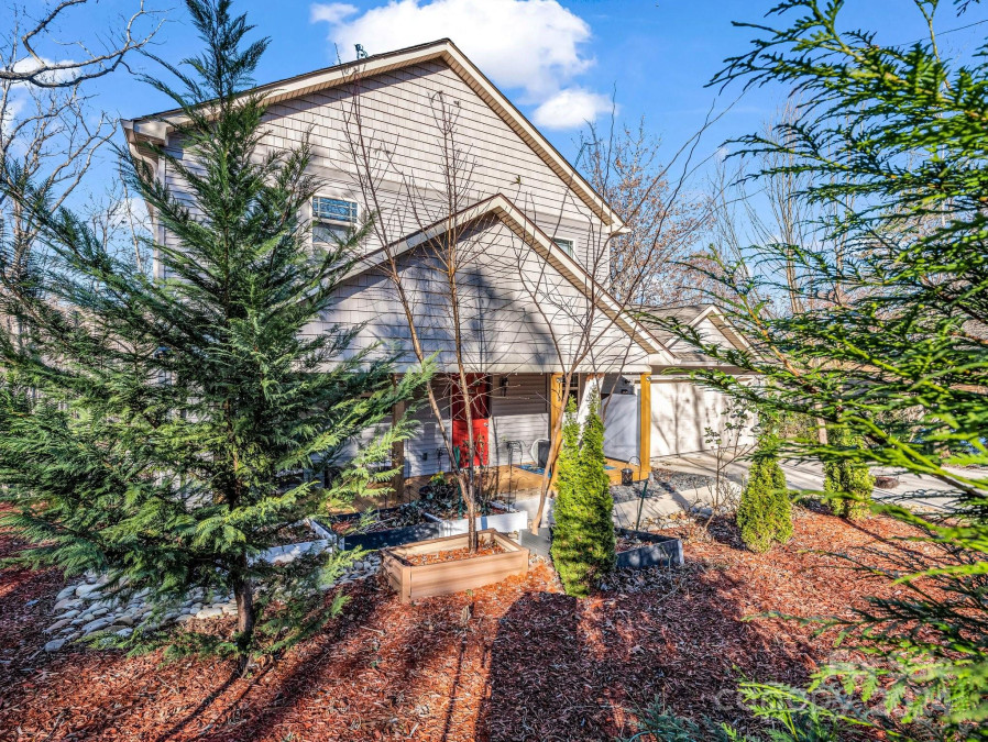 178 Flynn Ct Lake Lure, NC 28746