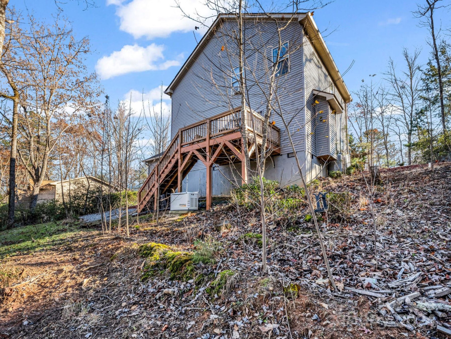 178 Flynn Ct Lake Lure, NC 28746