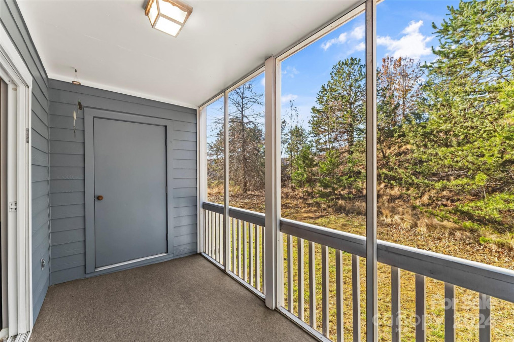 4305 Marble Way Asheville, NC 28806