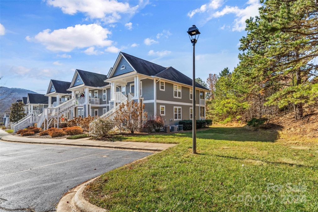 4305 Marble Way Asheville, NC 28806