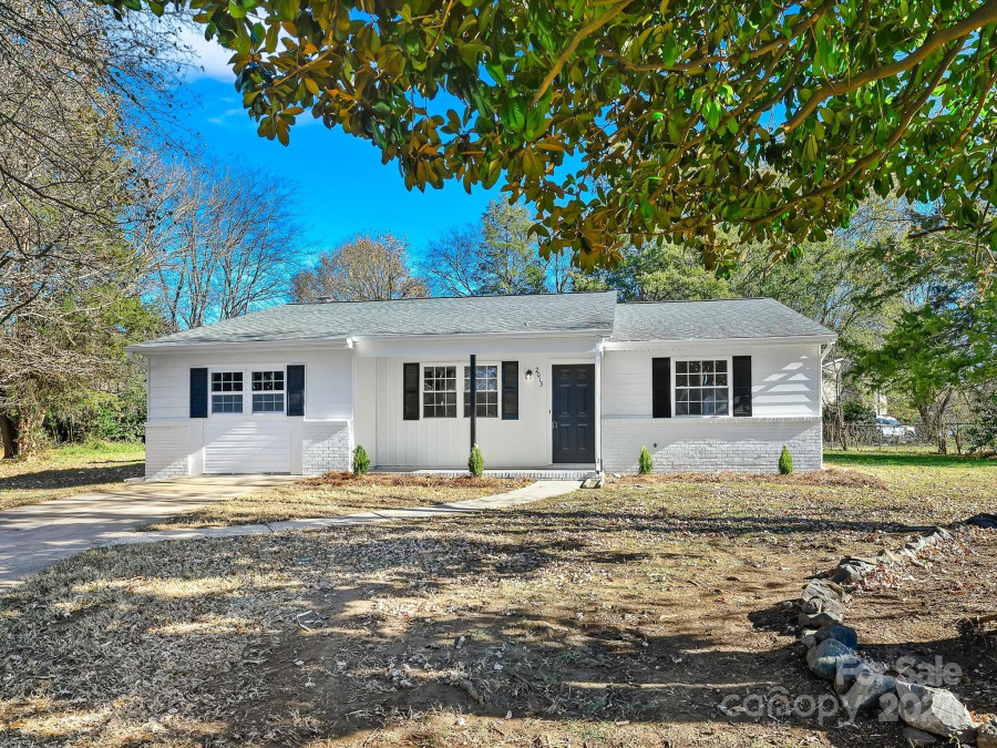 2013 Lilly Pond Ct Charlotte, NC 28273