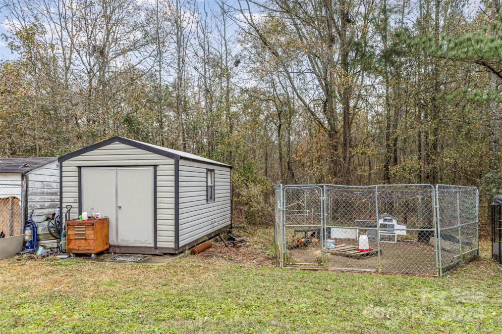 4905 Beaver Creek Rd Heath Springs, SC 29058