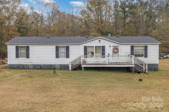 4905 Beaver Creek Rd Heath Springs, SC 29058