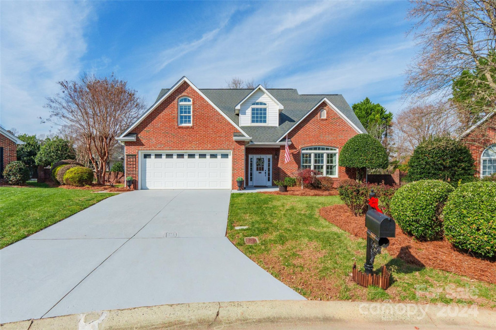 2005 Pinefield Ct Gastonia, NC 28056