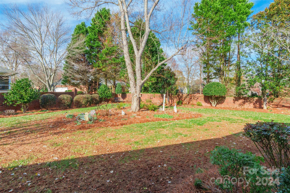 2005 Pinefield Ct Gastonia, NC 28056