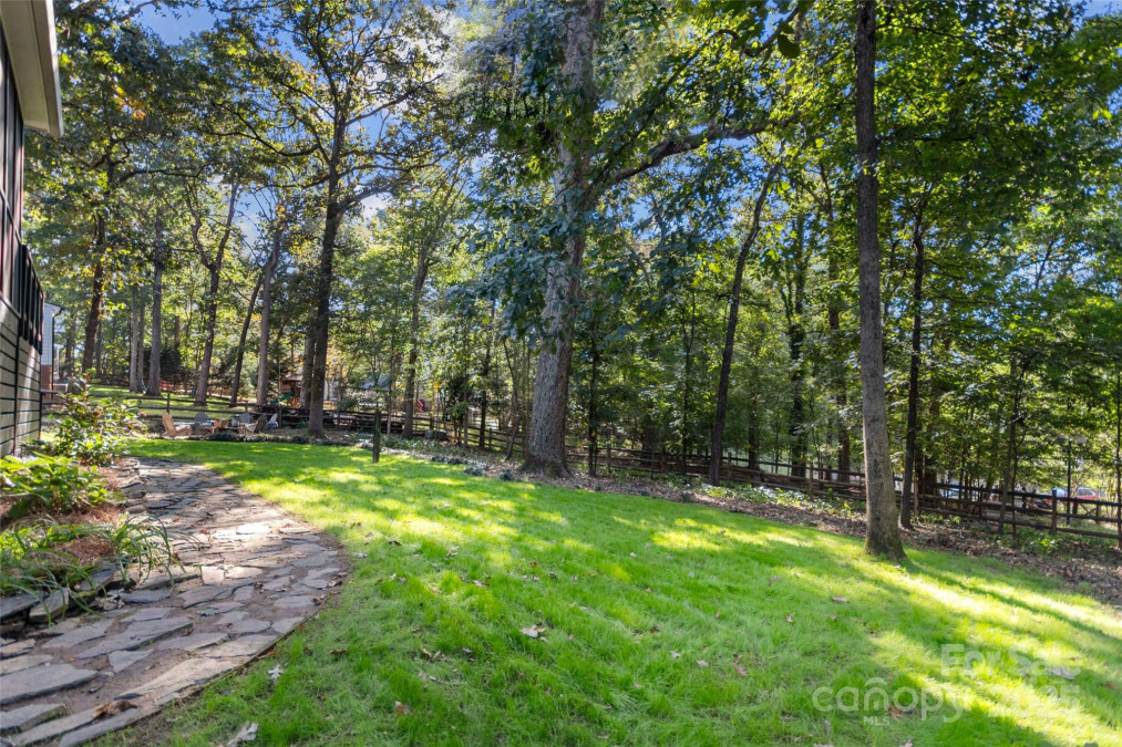 416 Sabot Ln Matthews, NC 28105