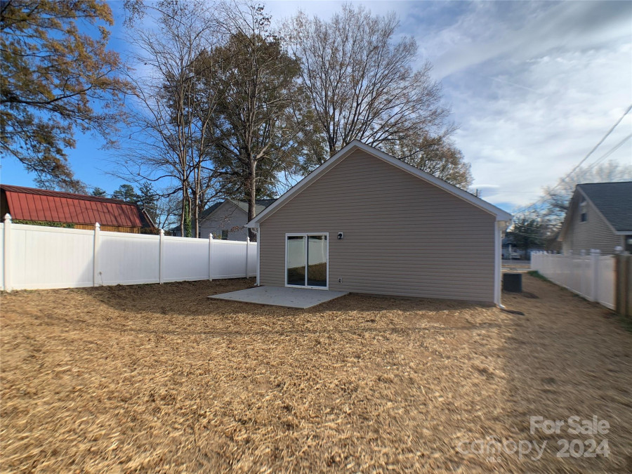 511 Sycamore St Lincolnton, NC 28092