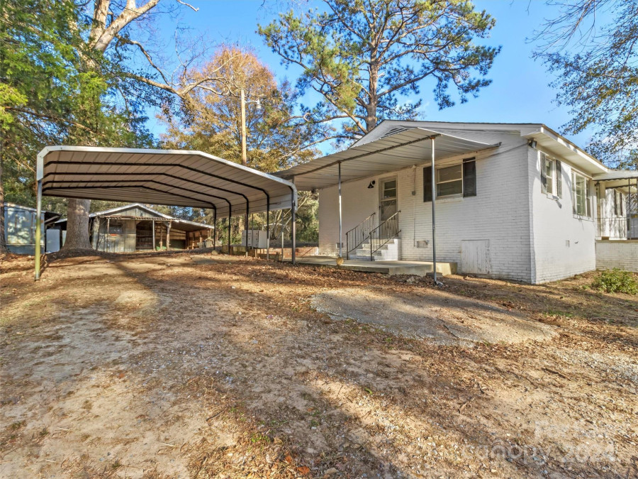 3199 Lingail Acres None Great Falls, SC 29055