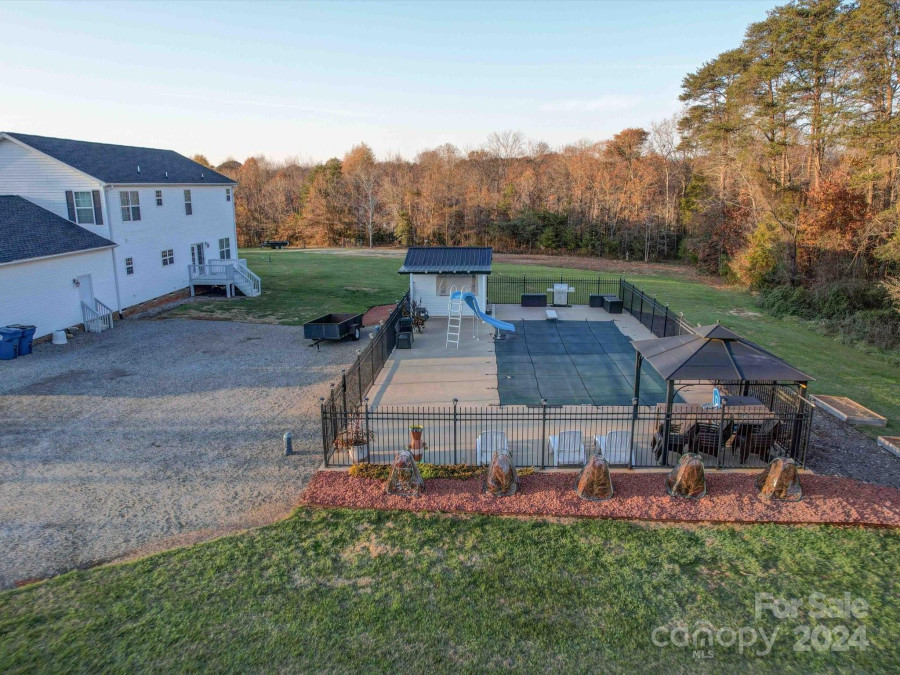 230 Primrose Dr Stony Point, NC 28678