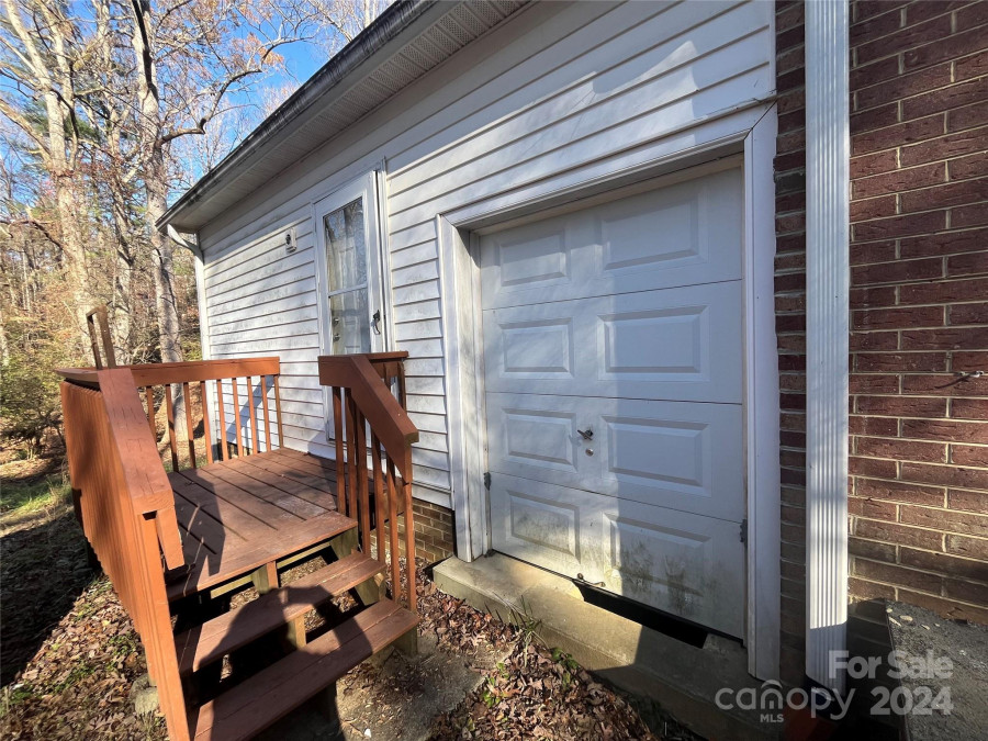 320 Lovelady Rd Connelly Springs, NC 28612