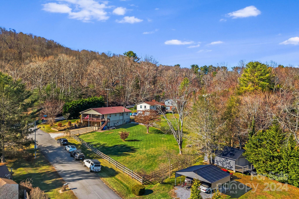 362 Mills Gap Rd Asheville, NC 28803