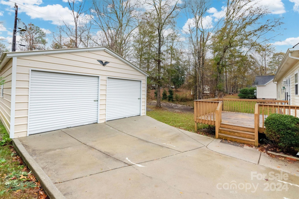 2429 Prince Dr Lancaster, SC 29720