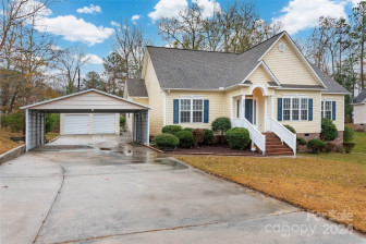 2429 Prince Dr Lancaster, SC 29720