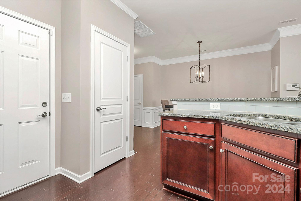 2448 Kensington Station Pw Charlotte, NC 28210