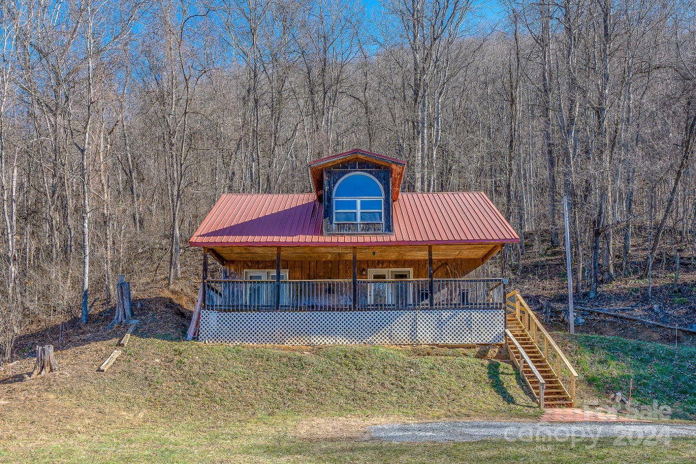 1497 Secluded Valley Rd Marshall, NC 28753