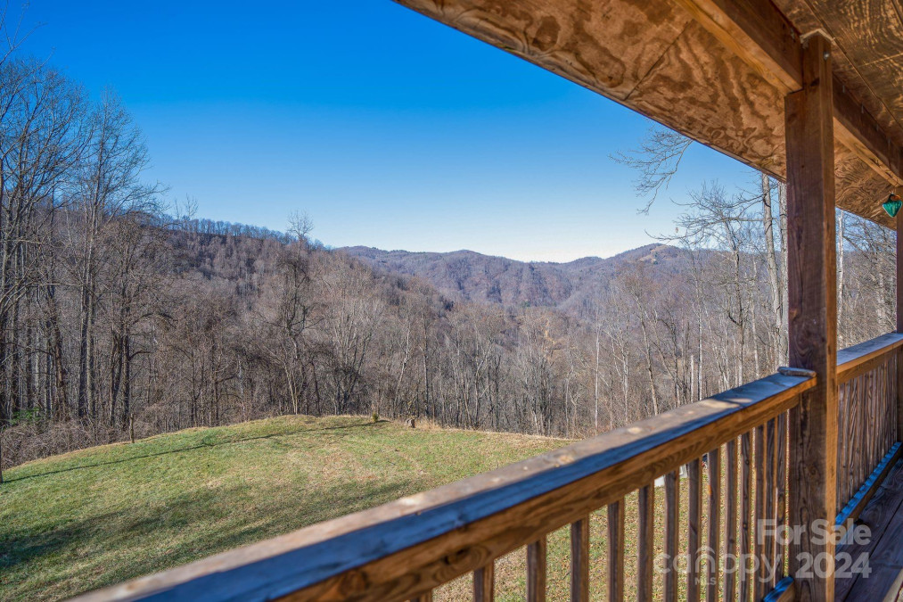 1497 Secluded Valley Rd Marshall, NC 28753