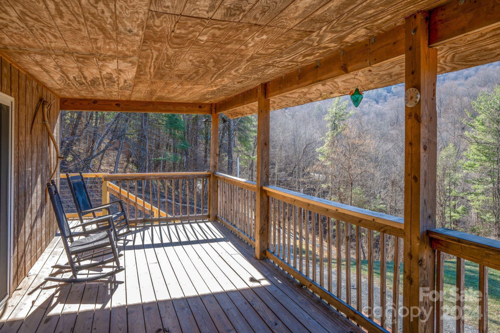 1497 Secluded Valley Rd Marshall, NC 28753