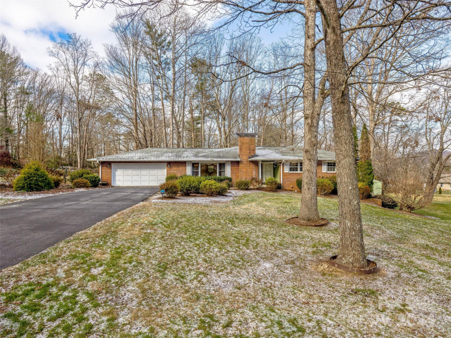 113 Tanager Ln Hendersonville, NC 28792